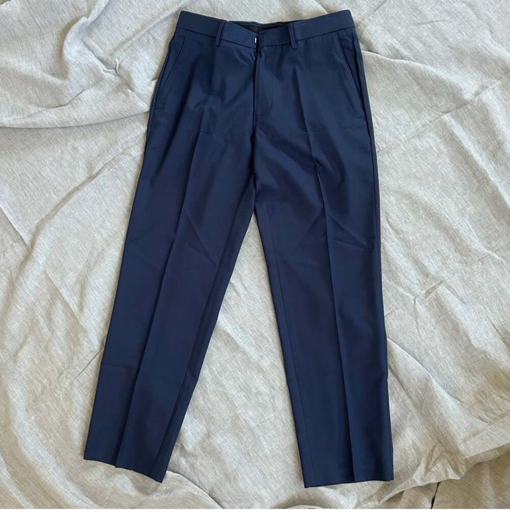 Haggar Men’s Standards Solid Gabardine Superflex Waist Flat Front Pants, 32x30